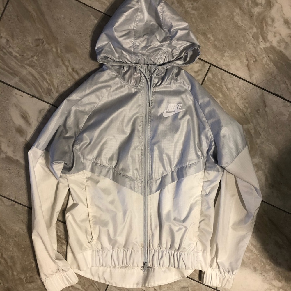 Nike windbreaker